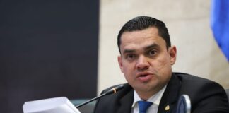 Jefe de bancada del Partido Nacional señala que Libre quiere una CSJ a su medida