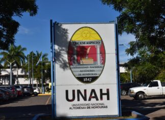 La UNAH contratará con acuerdo permanente a unos mil 200 empleados