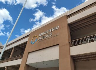 Detienen a detective de la DLCN por robo de armas, pero el MP aclara que no está vinculado a la masacre de cuatro jóvenes