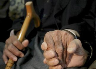 Mueren dos ancianos por Covid-19 en La Ceiba