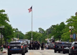 El autor confeso del tiroteo de Highland Park planeaba realizar un segundo ataque