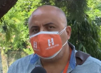 Sindicalistas de Hondutel exigen la renuncia de la titular de Trabajo Saray Serna
