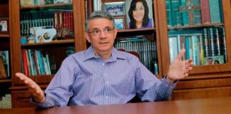 Sería honroso que el ministro de Salud se retire voluntariamente, dice Hugo Maldonado