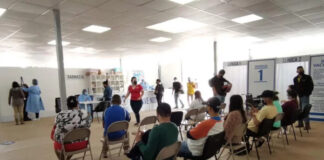 Centros de triaje en la capital están abarrotados de pacientes con Covid-19