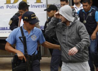 Detienen en Honduras a un coyote con 15 migrantes de Venezuela y 5 de Kazajistán