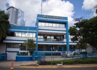 Banhprovi justifica gasto de casi medio millón de lempiras para la remodelación de la oficina de su presidente