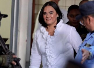 La negativa para cambiar las medidas a la exprimera dama “es una decisión arbitraria”, dice su defensa