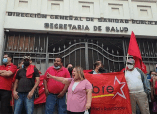 Colectivos de Libre protestan frente a Secretaría de Salud, exigiendo destituir a Sitramedhys