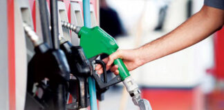 Estiman que la próxima semana habrá otra rebaja en el precio de los combustibles