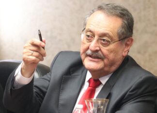 Edmundo Orellana: “Es infantil pensar que los partidos no se van a querer repartir la CSJ”