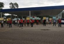 Operarios se toman instalaciones de maquila «Gildan» en Choloma