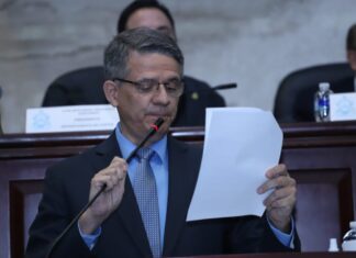 El Ministro de Salud pide ayuda a las maras para proteger a las brigadas médicas