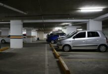 A la espera que se apruebe la ley encaminada a prohibir el cobro de parqueo en centros comerciales