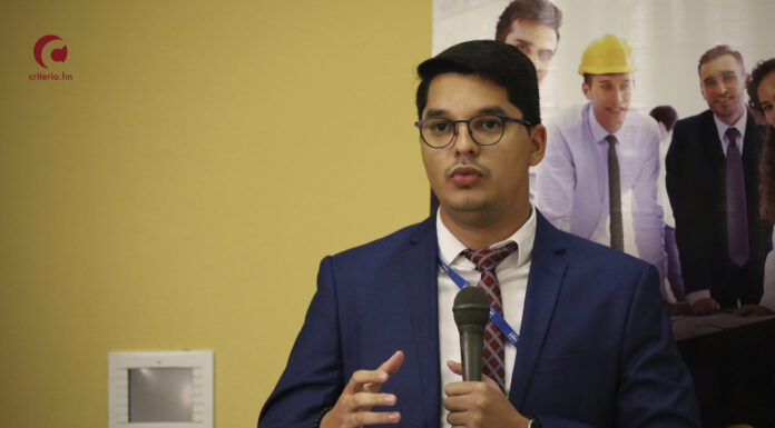 Economista del Cohep dice que la rebaja de los combustibles no puede trasladarse a los precios de la canasta básica