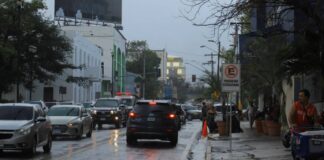 El ingreso de una vaguada continuará generando lluvias con actividad eléctrica en Honduras