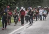 Caravana migrante avanza entre denuncias de robos y violaciones en México