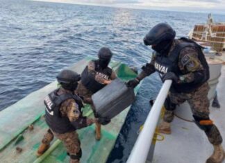 Fuerza Naval de El Salvador incauta droga valorada en 55 millones de dólares