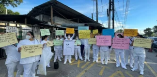 Enfermeras auxiliares de SPS protestan exigiendo asignación de plazas en el IHSS