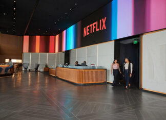 Netflix cumple 25 años con un futuro incierto como líder del ‘streaming’