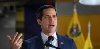 Juan Guaidó buscará mecanismos formales de comunicación con Gustavo Petro