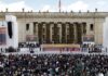 Petro es ovacionado en la Plaza de Bolívar en ceremonia de investidura