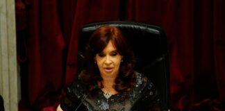 Cristina Fernández critica la falta de «garantías» en juicio por corrupción