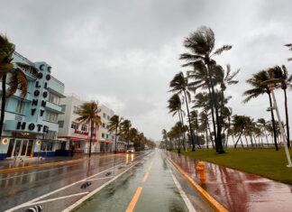 Tras azotar el oeste de Cuba, el huracán Ian amenaza Florida