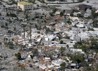 Gobernador de Florida dice que en algunas áreas habrá que comenzar desde cero tras el paso del huracán Ian