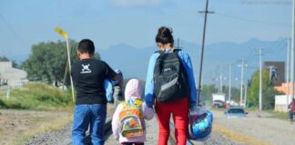 EE. UU. y grupos de derechos acuerdan protecciones a adolescentes migrantes