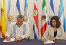 El BCIE y Honduras acuerdan subsidio para energía y el estudio de un laboratorio de moléculas