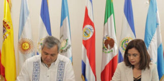 El BCIE y Honduras acuerdan subsidio para energía y el estudio de un laboratorio de moléculas