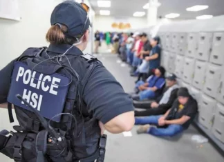 Migrantes denuncian confinamiento en solitario en EE. UU. por denunciar abusos