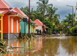 Puerto Rico está sin luz ni agua y con áreas devastadas tras el huracán Fiona
