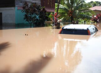 Unas 10 comunidades de El Negrito, Yoro, están completamente inundadas