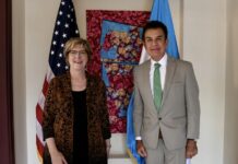 Salvador Nasralla se reunió con la embajadora Dogu para hablar de normas democráticas y gobernabilidad