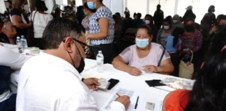 Alcaldía de Tegucigalpa entrega Bono de Ayuda Social a familias damnificadas de la Colonia Guillén