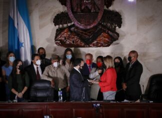 Denuncian ante el Ministerio Público ilegalidad de la Junta Directiva del Congreso Nacional