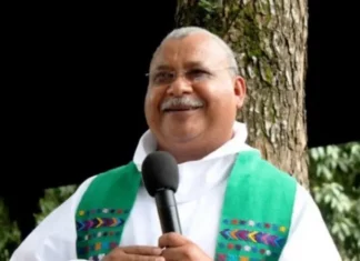 Sacerdote Ismael Moreno señala que el premio que le otorgará el Congreso Nacional “no le callará la boca”