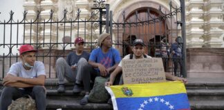 Guatemala niega el ingreso de más de 300 migrantes venezolanos y 56 cubanos