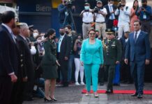 Presidenta hondureña exalta al prócer Francisco Morazán en fiestas patrias