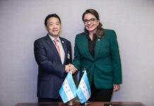Presidenta Castro y el director de la FAO acuerdan trabajar en el sistema agroalimentario de Honduras