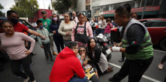 Un terremoto de magnitud 7,4 sacude el centro de México