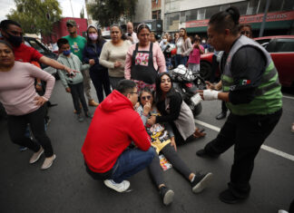 Un terremoto de magnitud 7,4 sacude el centro de México