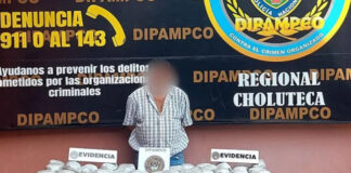 Capturan a un hombre con 100 paquetes de marihuana en la zona sur del país