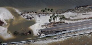 Ian vuelve a ser huracán en el Atlántico de EE.UU. y se dirige rumbo a las Carolinas