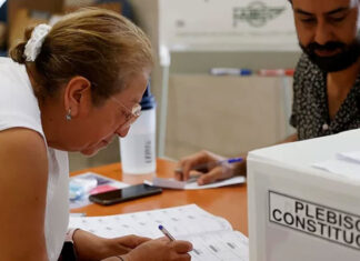 El gobierno chileno hace «un balance positivo» de la jornada electoral