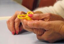 Crean un dispositivo de uso doméstico para seguir la progresión del Parkinson