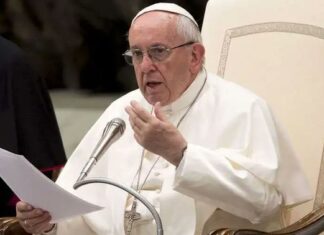 El papa Francisco alerta de que aún existe el riesgo de una guerra nuclear