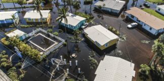 Florida cuenta los daños tras devastación y las Carolinas se alistan para Ian