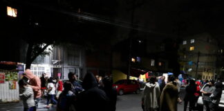 Suman dos muertos y tres heridos por el sismo de magnitud 6,9 en México